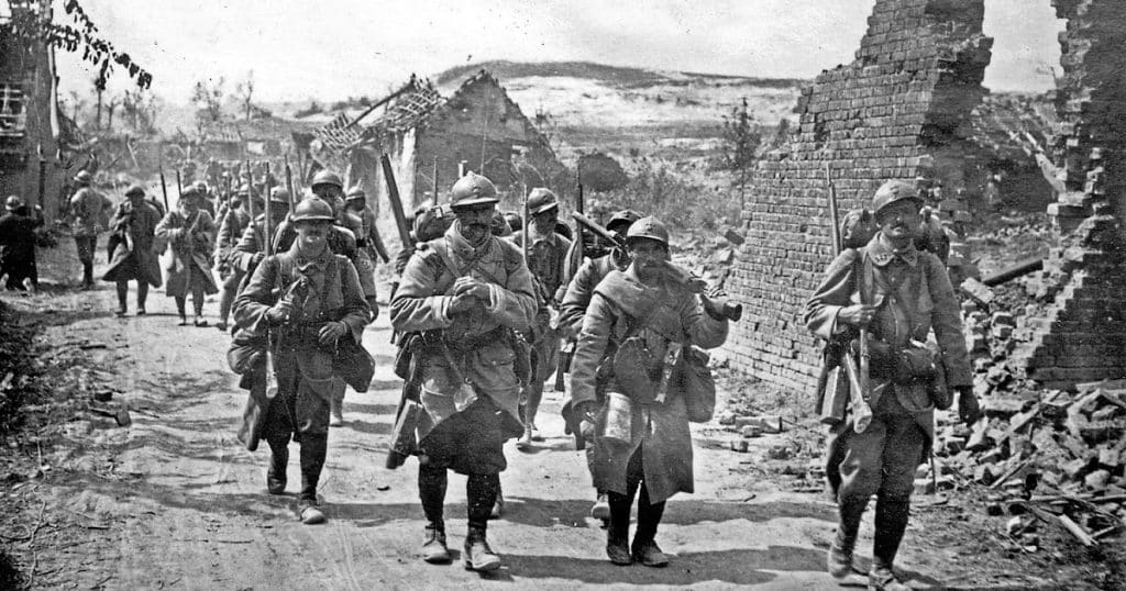 Giải thích: Sự kiện nào đánh dấu chiến sự chấm dứt ở châu Âu trong Chiến tranh thế giới thứ hai (1939- 1945)?